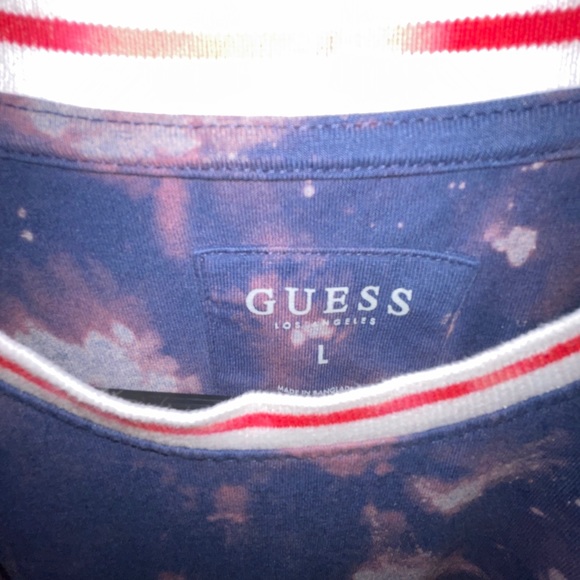 Guess Tshirt - Picture 3 of 3